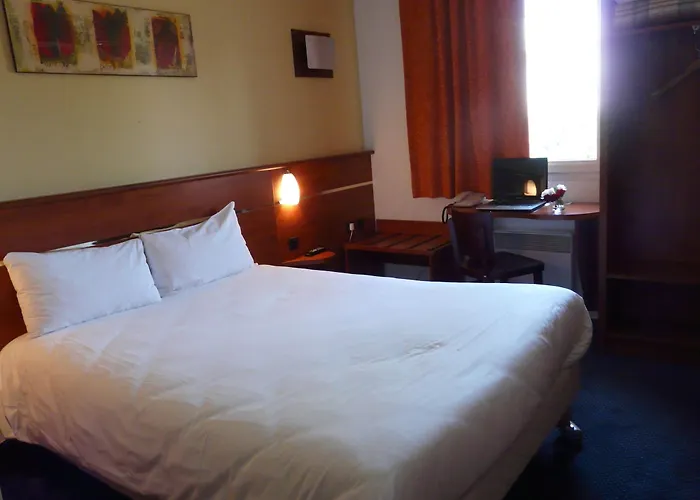 Brit Hotel Blois - Le Préma